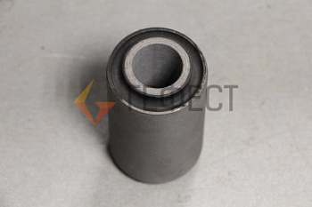 FO1201R - VR 401 114 Втулка передняя передней рессоры .